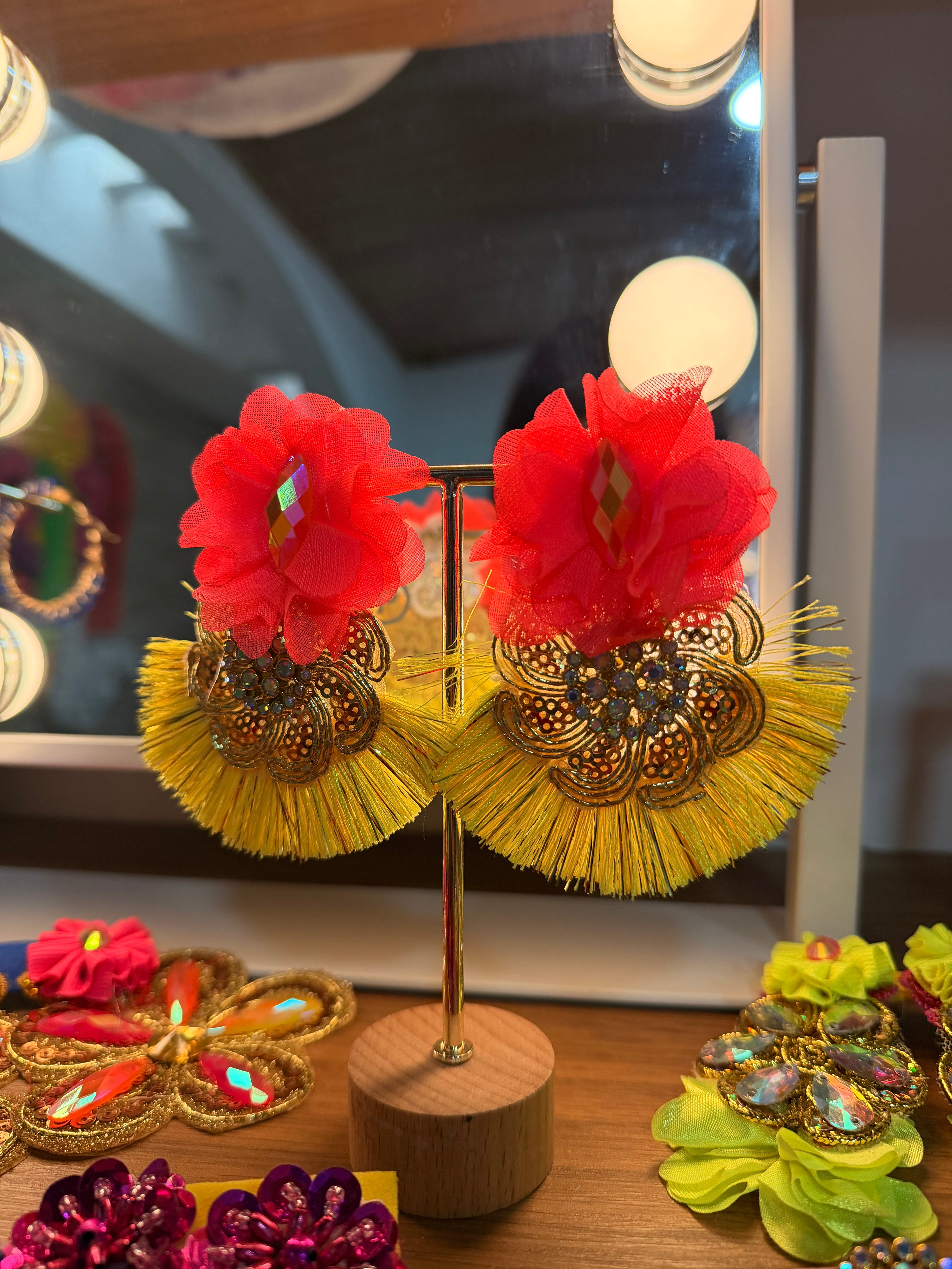 Aretes Fucsia Neón