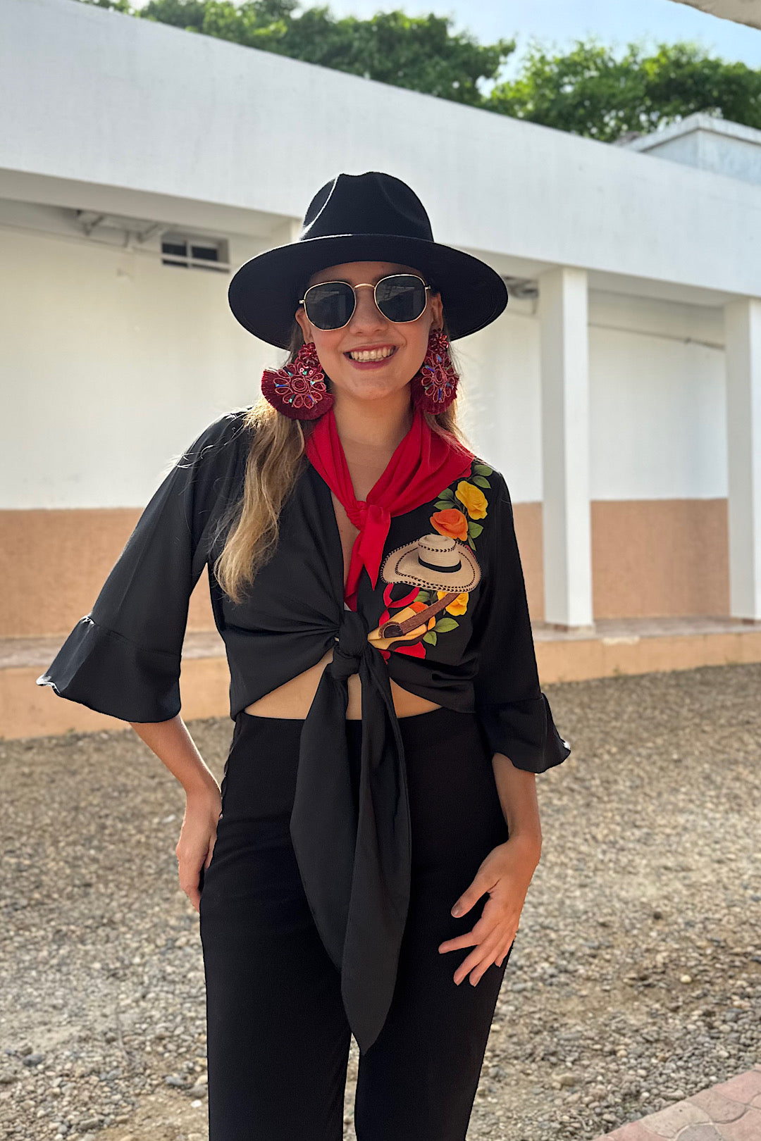 Raíces San Pedrinas Dama Nudo