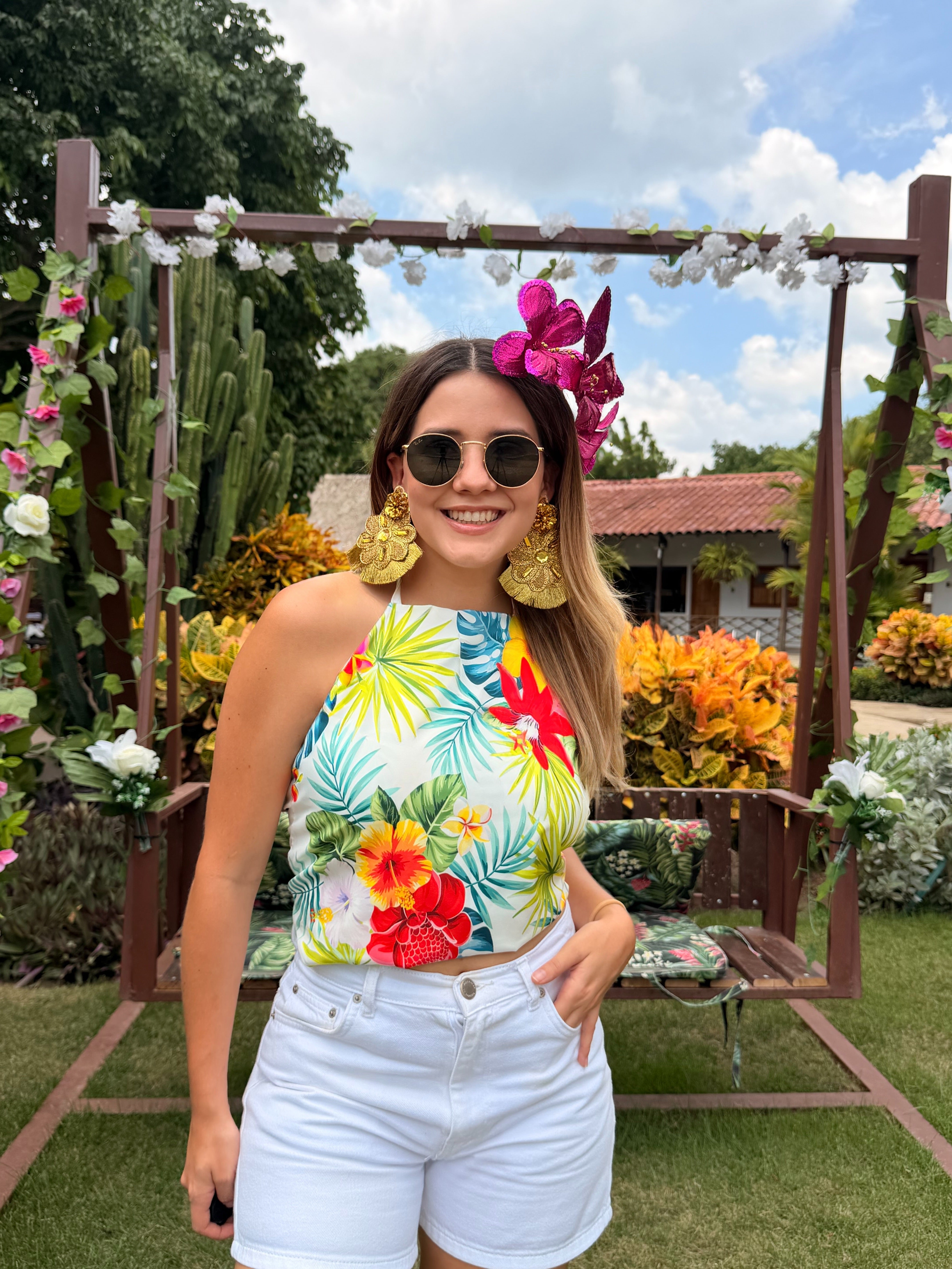 TOP TROPICAL